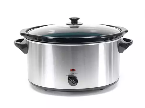 뼈와 가죽을 제거한 닭다리 3파운드, 2인치 크기로 자름