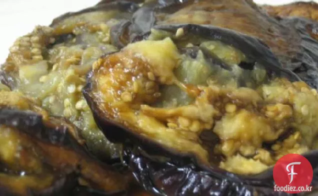 마늘과 고추 찐 가지