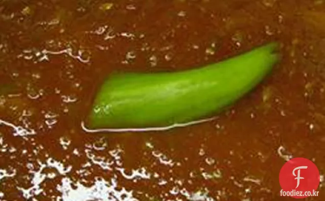 신선한 토마토 호박 수프