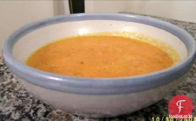 토마토 수프의 레스토랑 스타일 크림