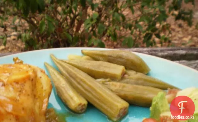 토마토 오크라-바미 미 살트사