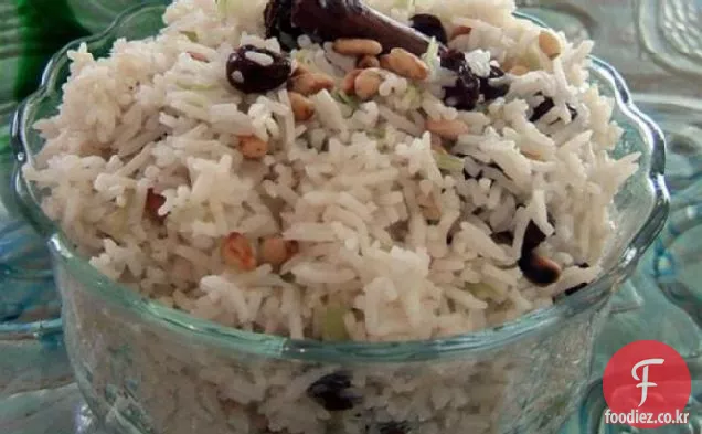 풀 라우 네팔 바 스마티 쌀 요리