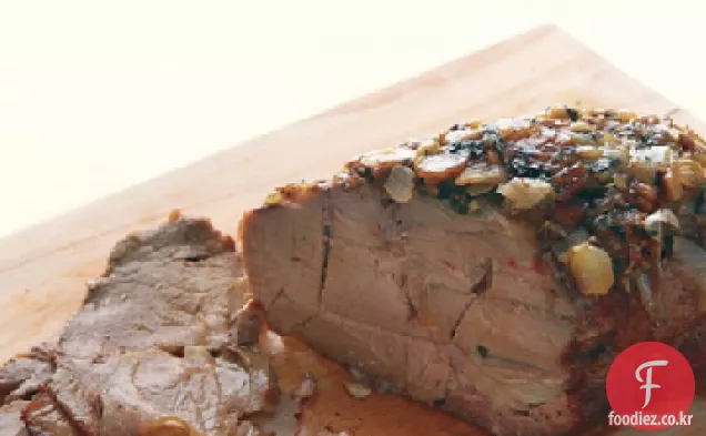 양파와 감귤류와 구운 돼지 고기
