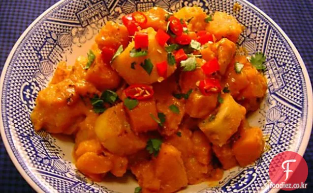 알루 프라이(매운 감자 튀김)