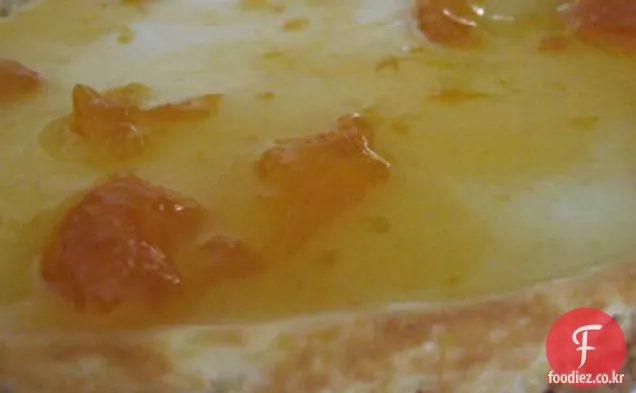 아마 레토 치즈 케이크
