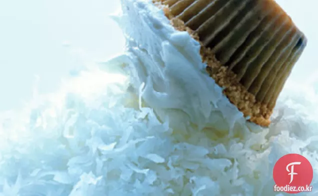 코코넛 초콜릿 칩 컵 케이크
