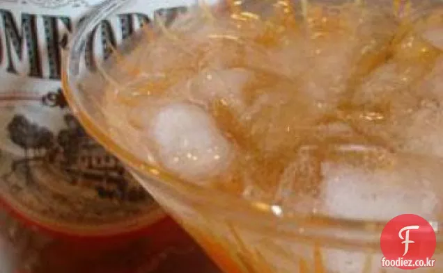 현관 칵테일에 앉아