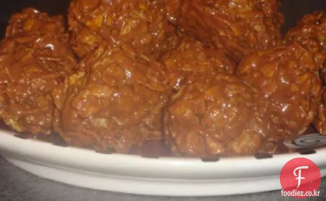 초콜릿 카라멜 바삭한 케이크