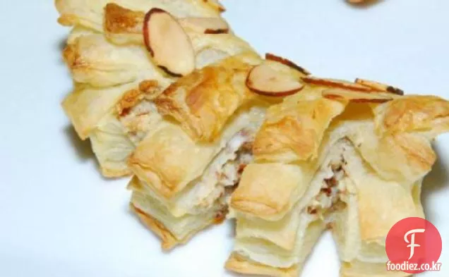 아몬드 곰 발톱
