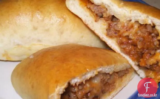 미니 소시지 칼조네