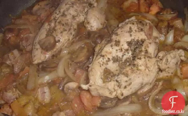 토마토와 버섯 허브 찐 닭(저탄수화물)