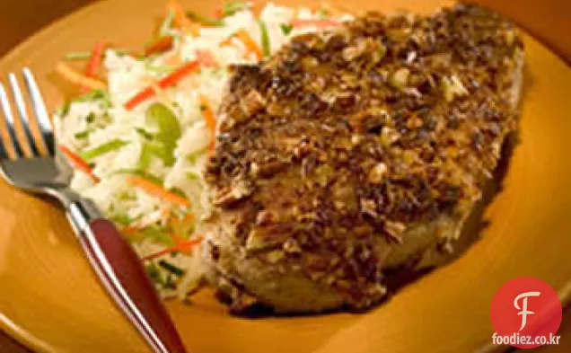 피칸 빵가루 입힌 닭 가슴살