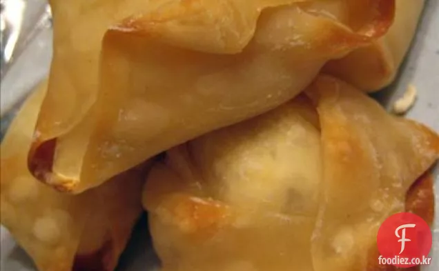 단순히 사워 크림 치킨 엔칠 라다