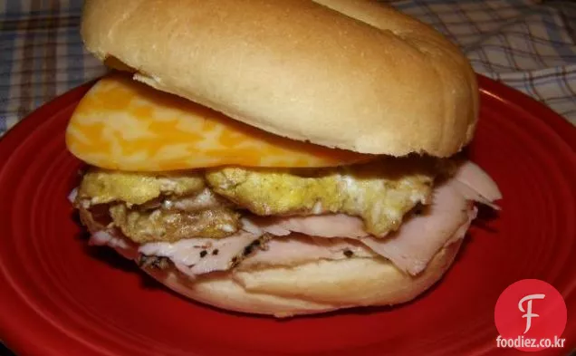 멋진 아침 식사 베이글 샌드위치