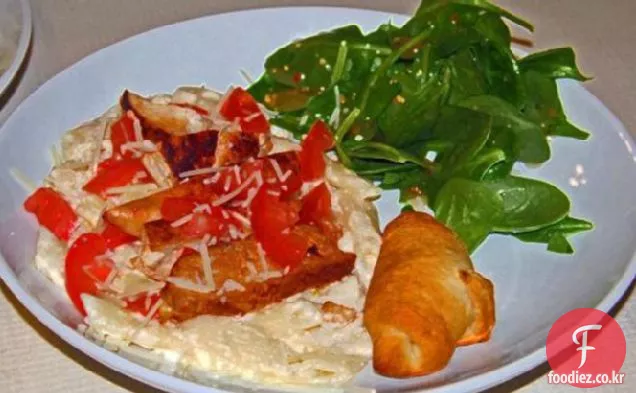 치킨 베 이유 파스타(모방 칠리의 케이준 치킨 파스타)