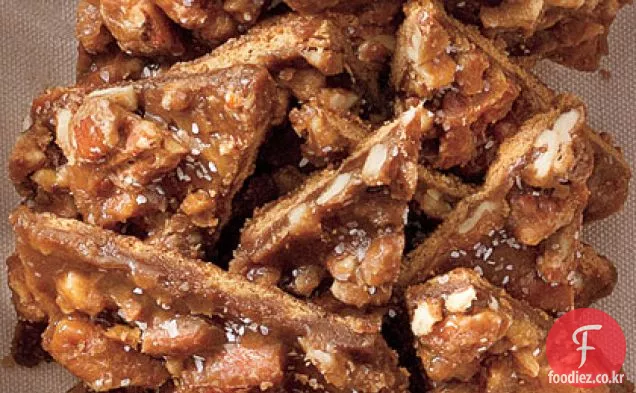 소금에 절인 카라멜 피칸 바