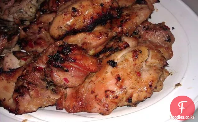 통조림 용 아시아 매실 소스