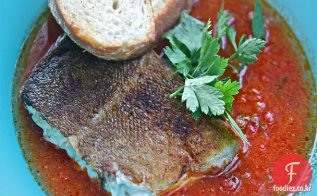 쵸 릿 죠 토마토 국물에 스페인 식 대구