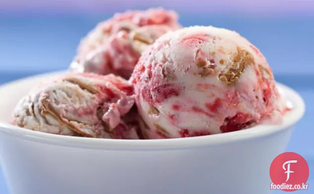 딸기 치즈 케이크 아이스크림