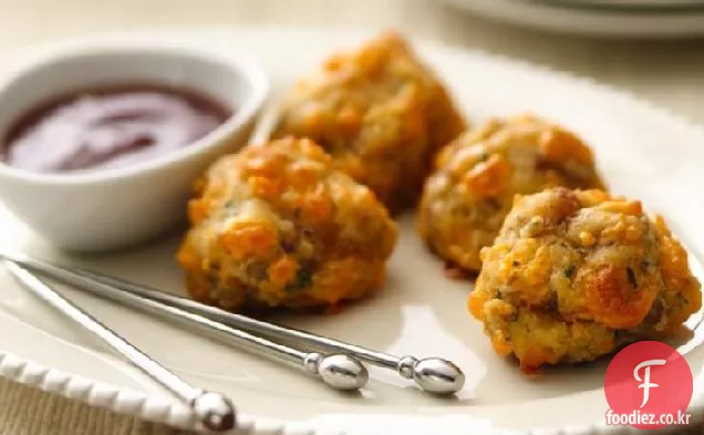 글루텐 프리 소시지 치즈 볼