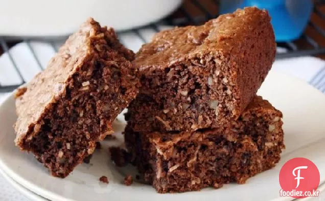 로드 된 독일 초콜릿 케이크 믹스 브라우니