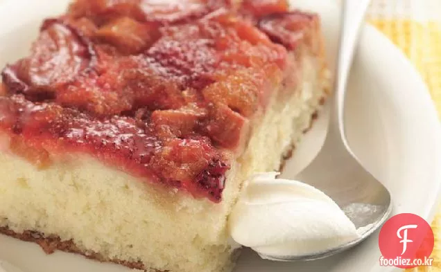 딸기 대황 거꾸로 케이크