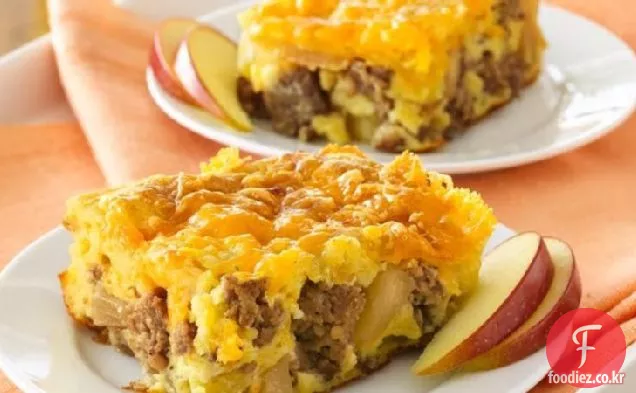 애플-소시지-체다 아침 빵
