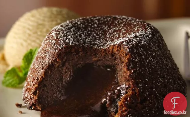 녹은 초콜릿 에스프레소 케이크