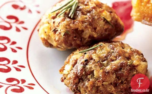 로즈마리와 겨자 아침 소시지