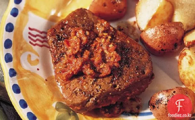 구운 토마토 페스토-박제 스테이크