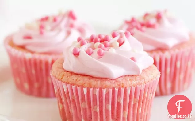 핑크 레모네이드 컵 케이크