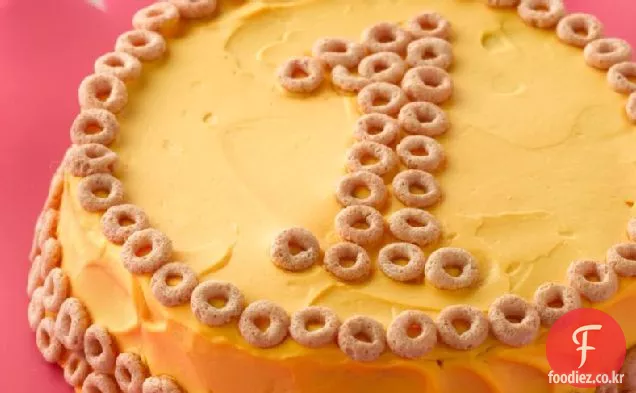 첫 번째 생일 스매쉬 케이크