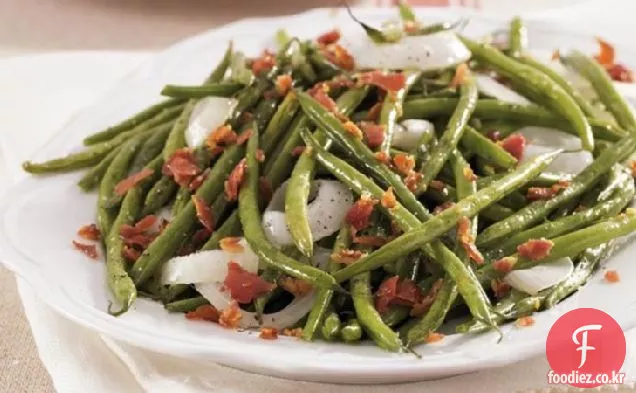 판 체타와 구운 녹색 콩