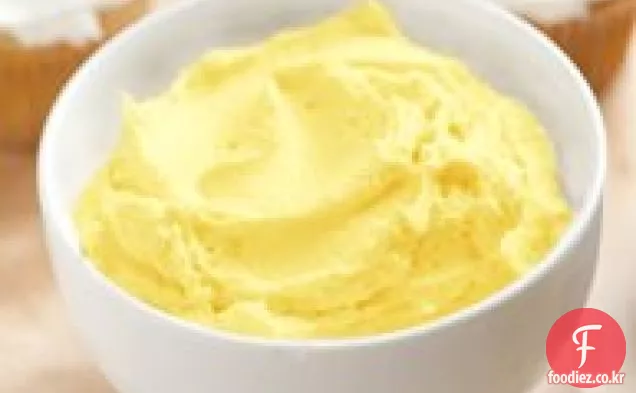 레몬 버터 크림 프로스팅