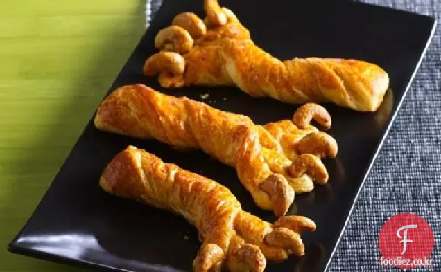소름 끼치는 까마귀 발톱