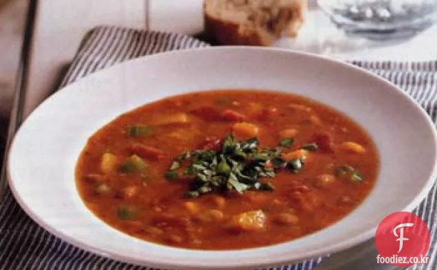 핀토 콩,토마토,버터 넛 스쿼시 수프