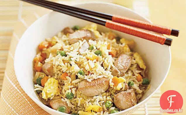 야채와 치킨 볶음밥