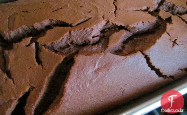 초콜릿 병아리 콩 케이크