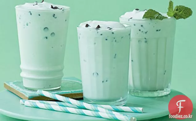 민트 초콜릿 칩 쉐이크