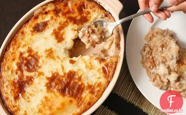 콜롬비아 스타일의 코티지 파이