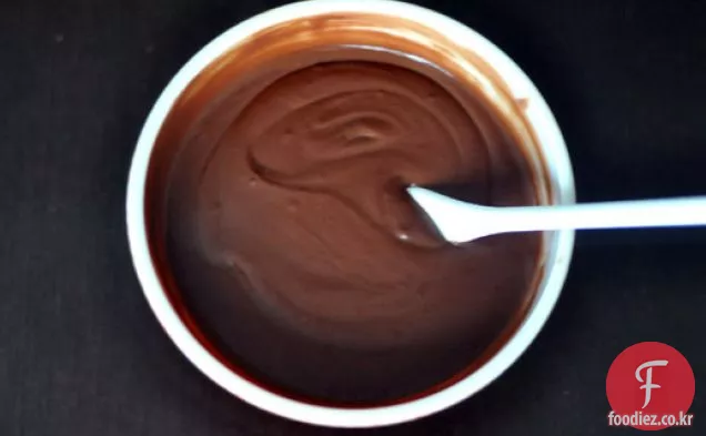 초콜릿 버터 밀크 푸딩