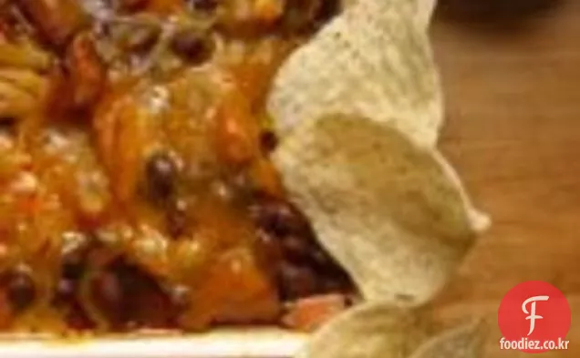 훈제 칠면조와 콩 나초