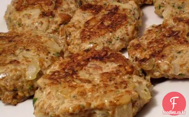 건강하고 맛있는:치킨 피칸 불거 버거