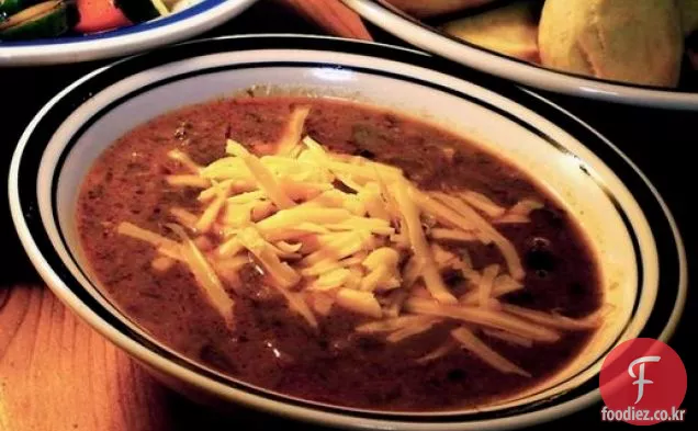 건강하고 맛있는:검은 콩 수프