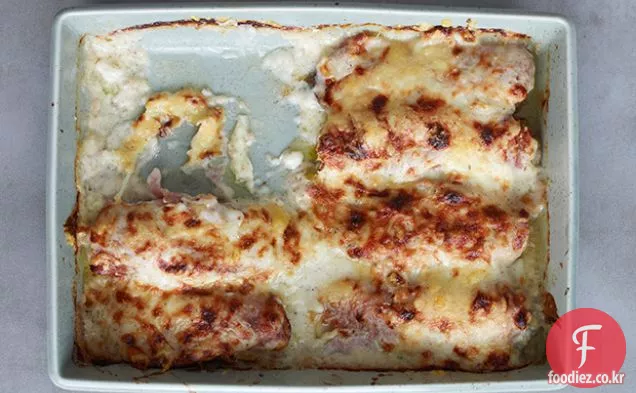 찐 치커리와 햄 Gruyère