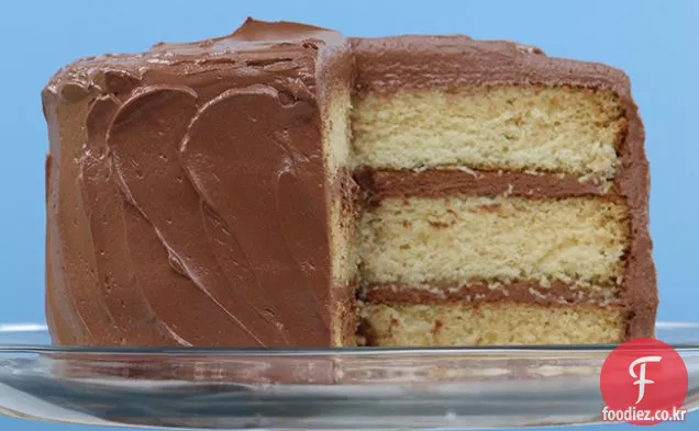 미식가 라이브의 첫 번째 생일 케이크