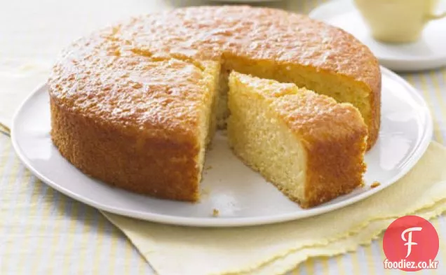 가벼운 레몬 이슬비 케이크
