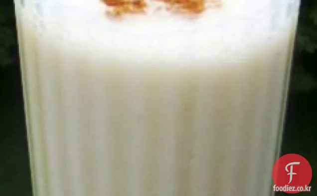 콜롬비아 바나나 음료(주고데바나노엔 레체)