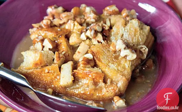 매운 카라멜 사과 빵 푸딩
