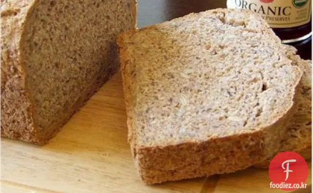 통 곡물 독일식 빵